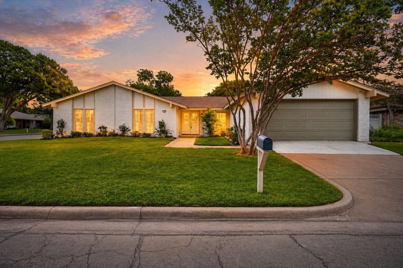 15745 Havenrock Circle Dallas TX 75248