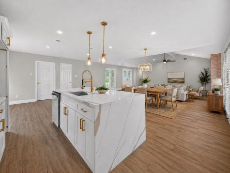 15745 Havenrock Circle Dallas TX 75248