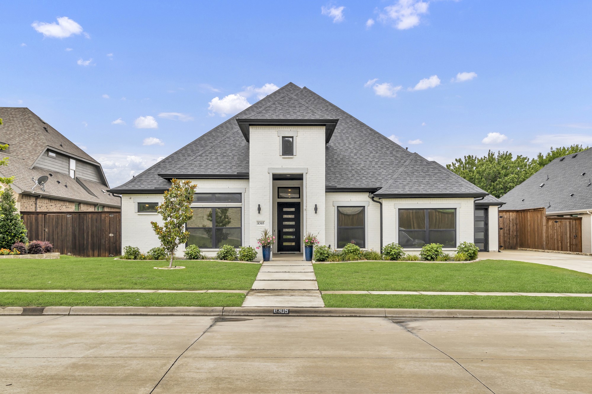 8305 Caballo Drive North Richland Hills TX 76182