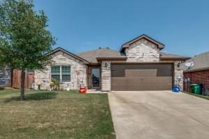 428 Millbrook Lane Crowley TX 76036