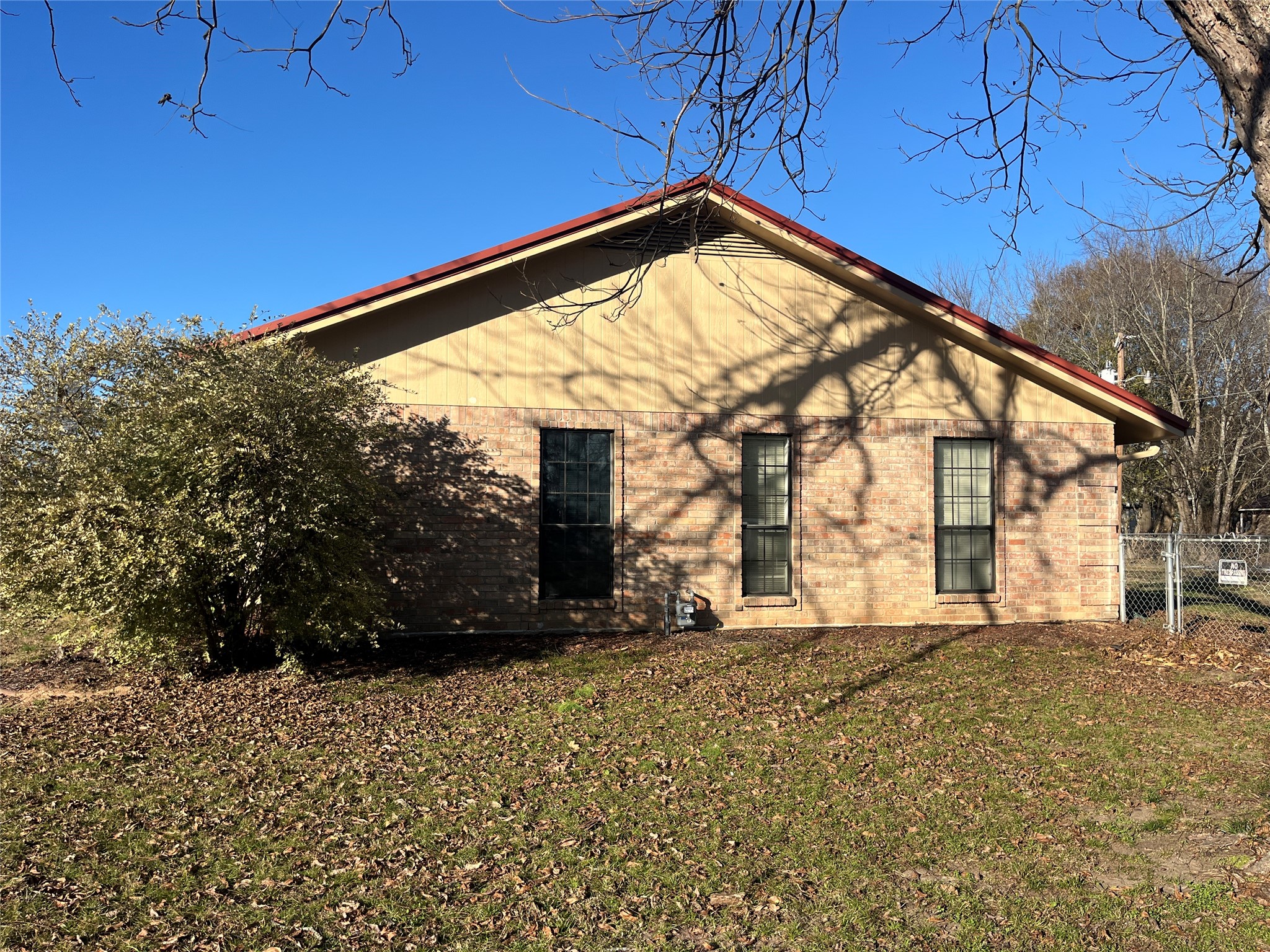 203 1st NE Detroit TX 75436