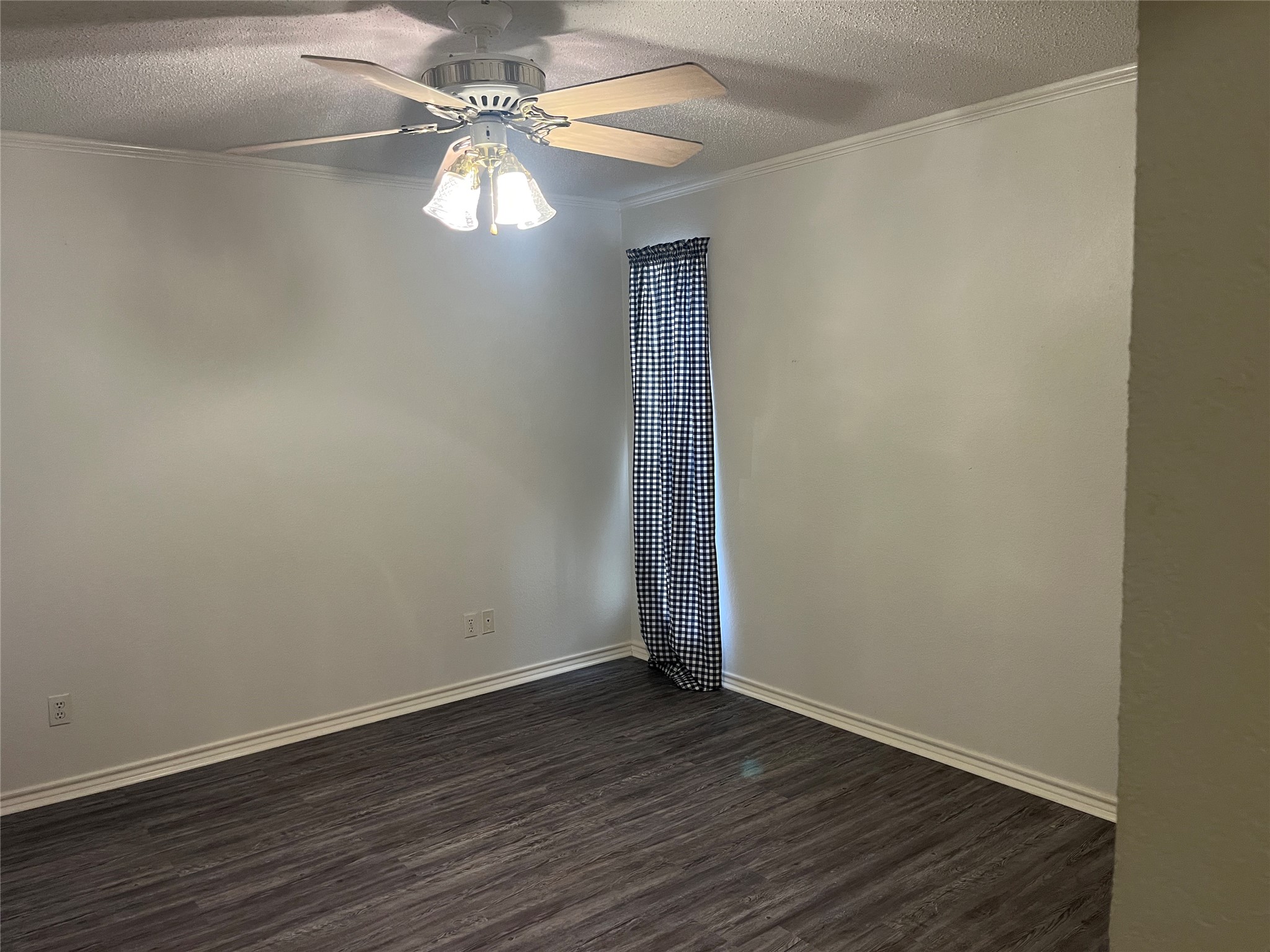 203 1st NE Detroit TX 75436