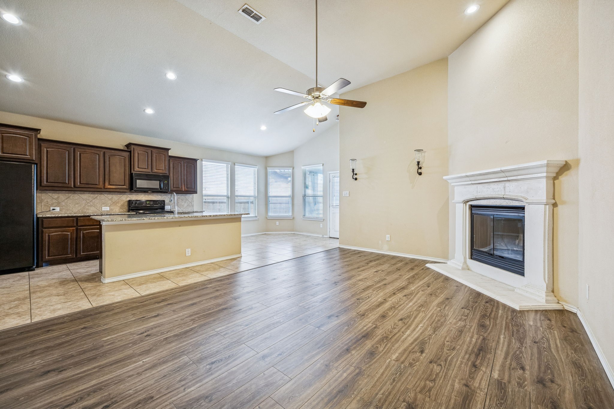 11404 Dorado Vista Trail Fort Worth TX 76052