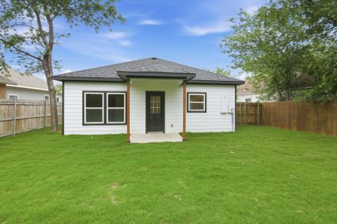 1228 E Tucker Street Fort Worth TX 76104