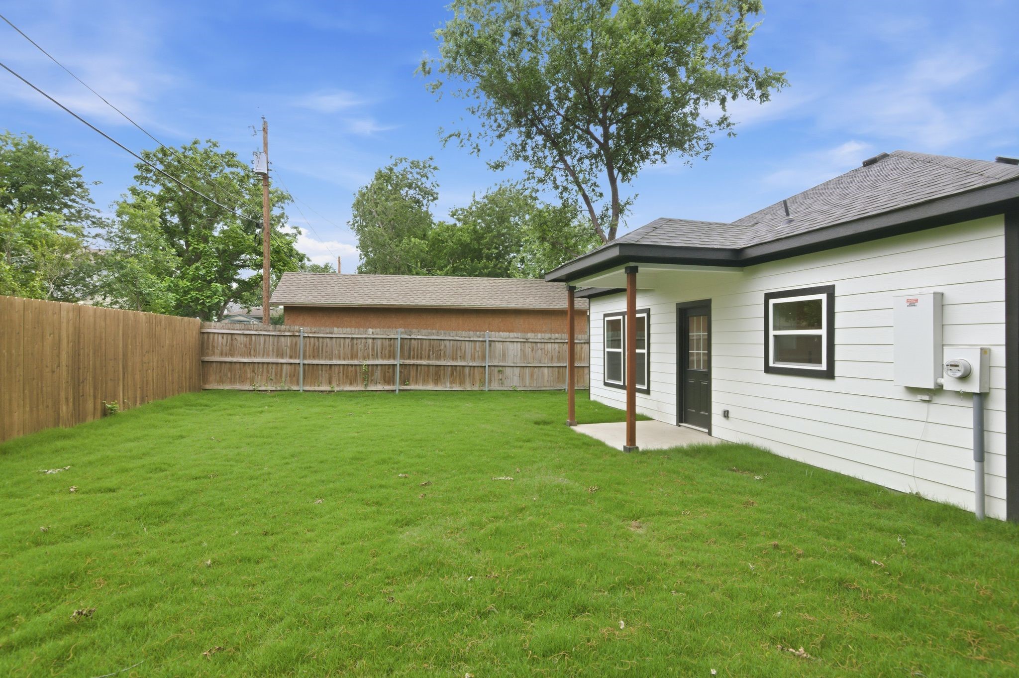 1228 E Tucker Street Fort Worth TX 76104