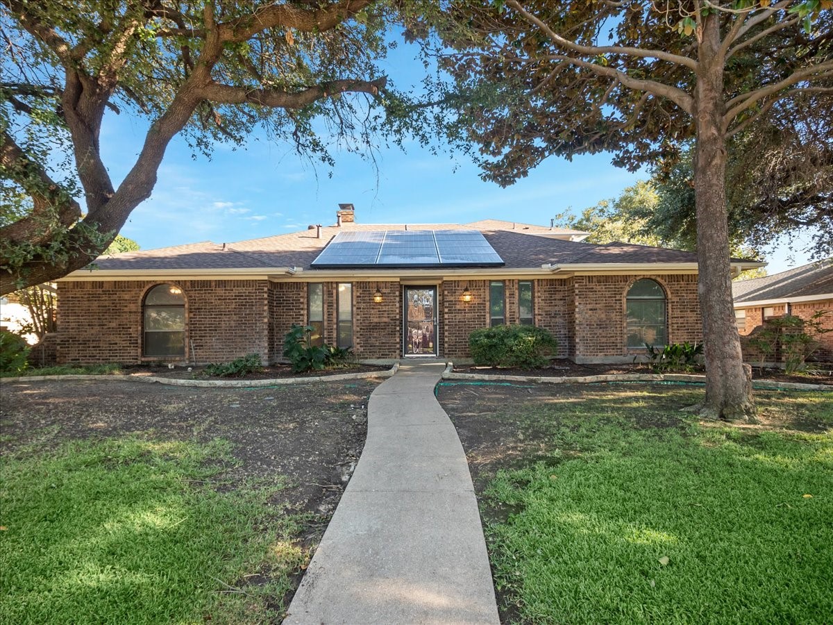 2416 Stone Creek Drive Plano TX 75075