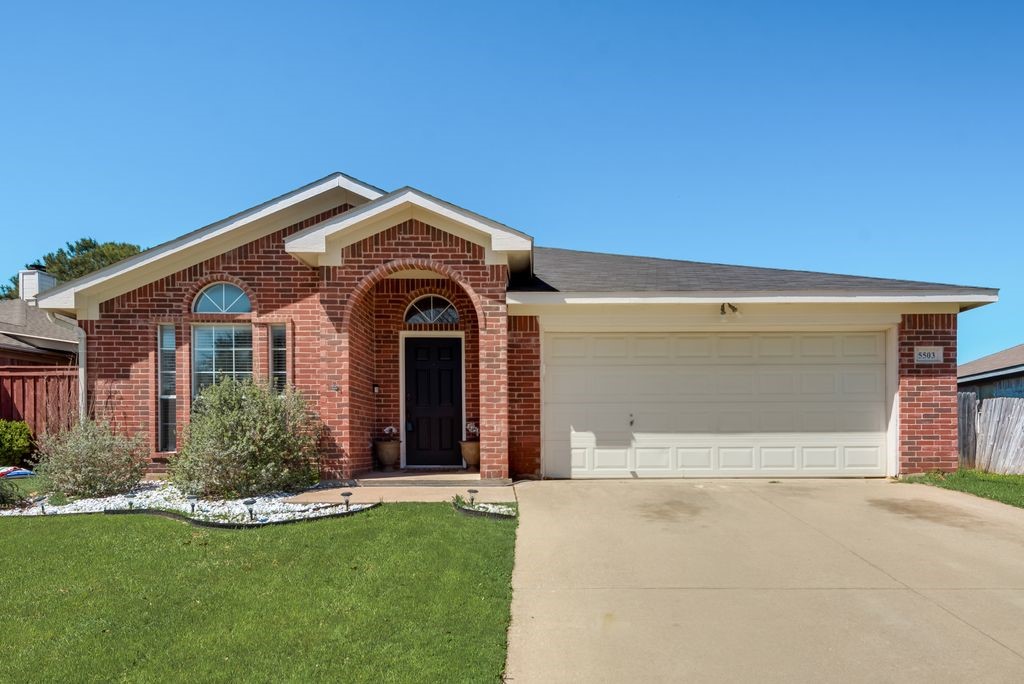 5503 Onyx Court Arlington TX 76017