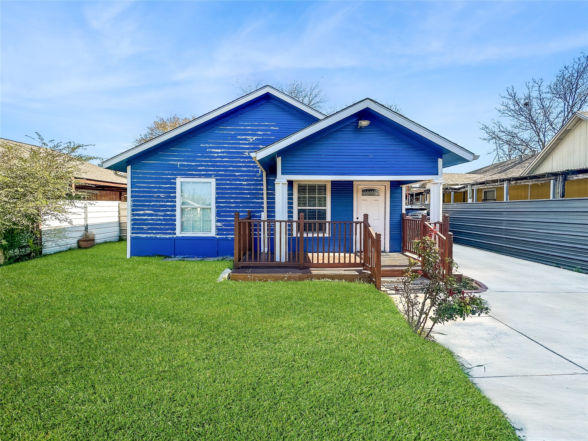2930 Alabama Avenue Dallas TX 75216