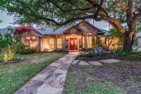 6204 Summergrove Drive Arlington TX 76001