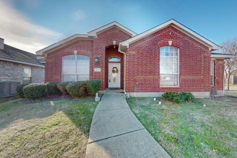 901 Clear Creek Drive Mesquite TX 75181