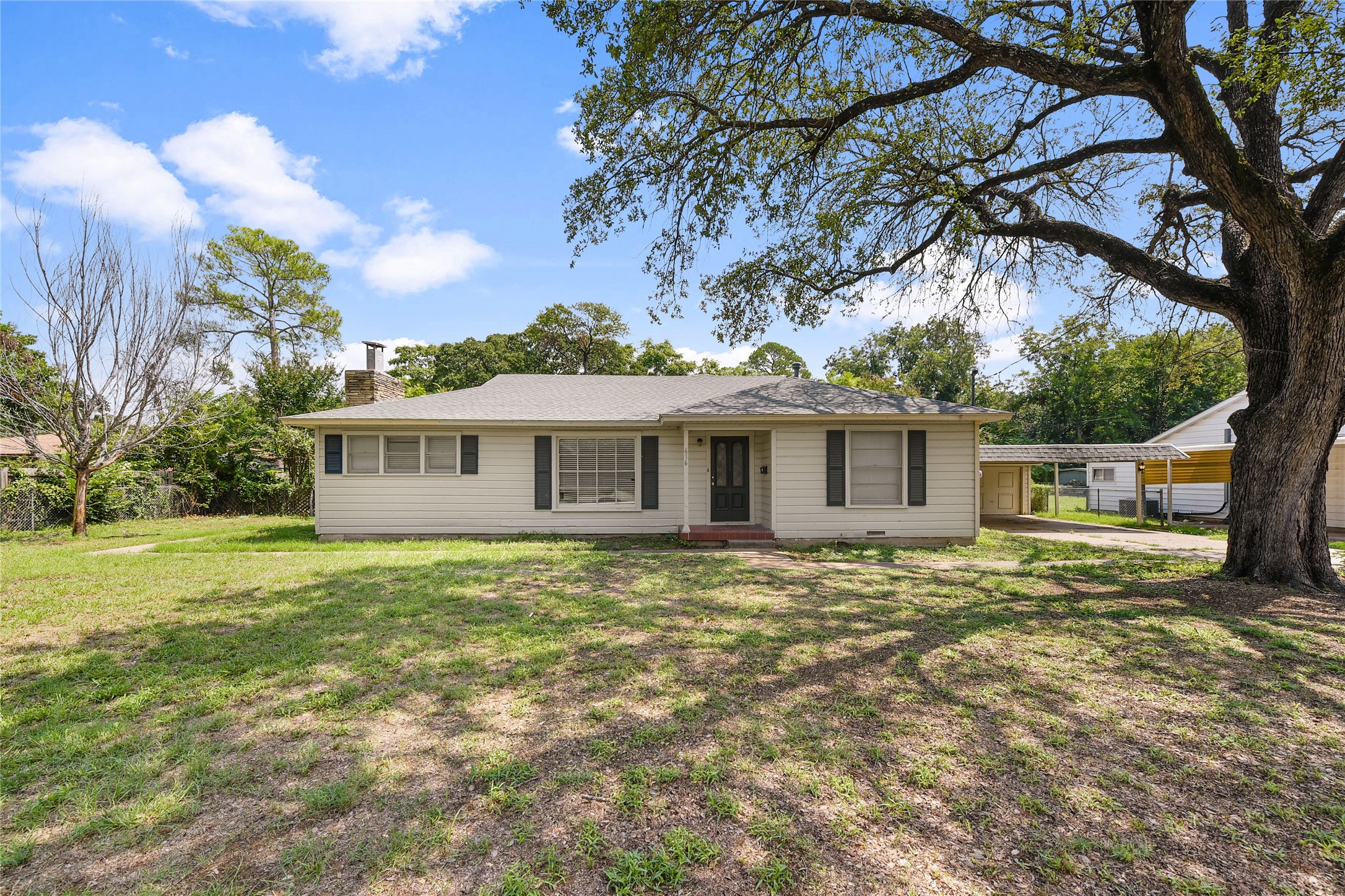 616 Winters Street River Oaks TX 76114
