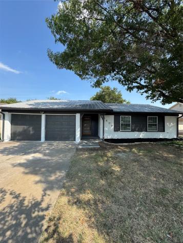 6408 Greenfield Court Watauga TX 76148