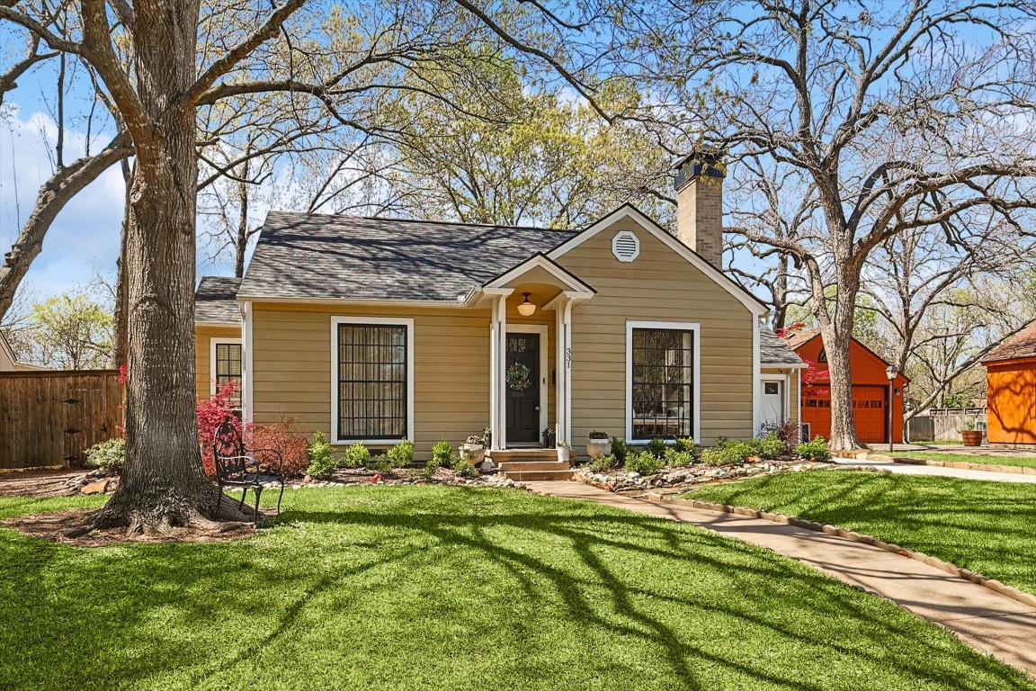 331 Harbin Avenue Waxahachie TX 75165