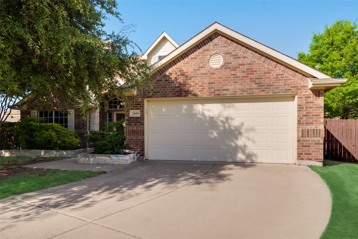 2808 Ivy Glen Court Grand Prairie TX 75052