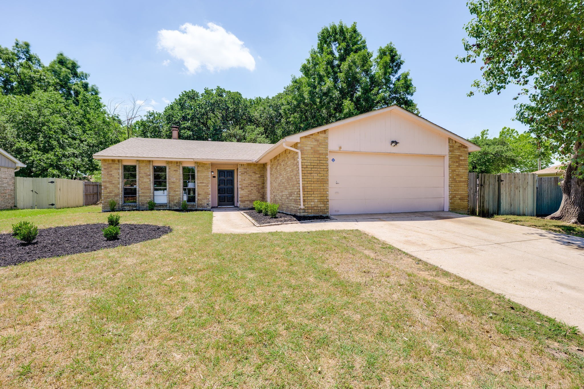 7500 Kingsmill Terrace Fort Worth TX 76112
