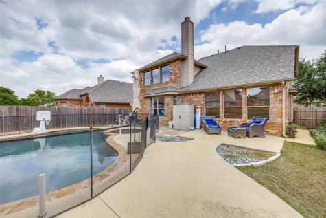 2676 Coral Cove Drive Grand Prairie TX 75054
