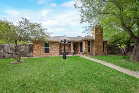 107 Buffalo Creek Circle Waxahachie TX 75165