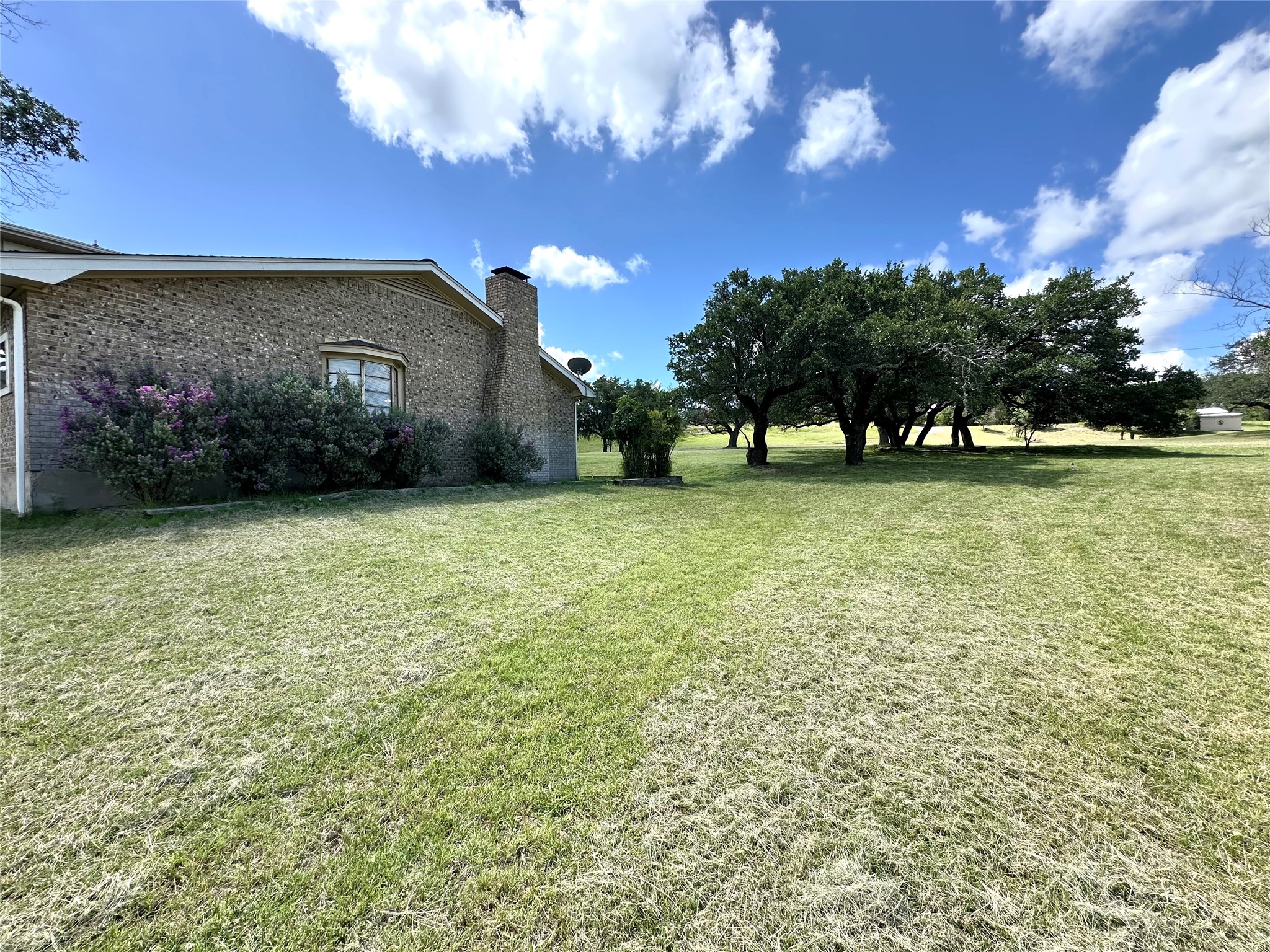 500 Apache Trail Comanche TX 76442