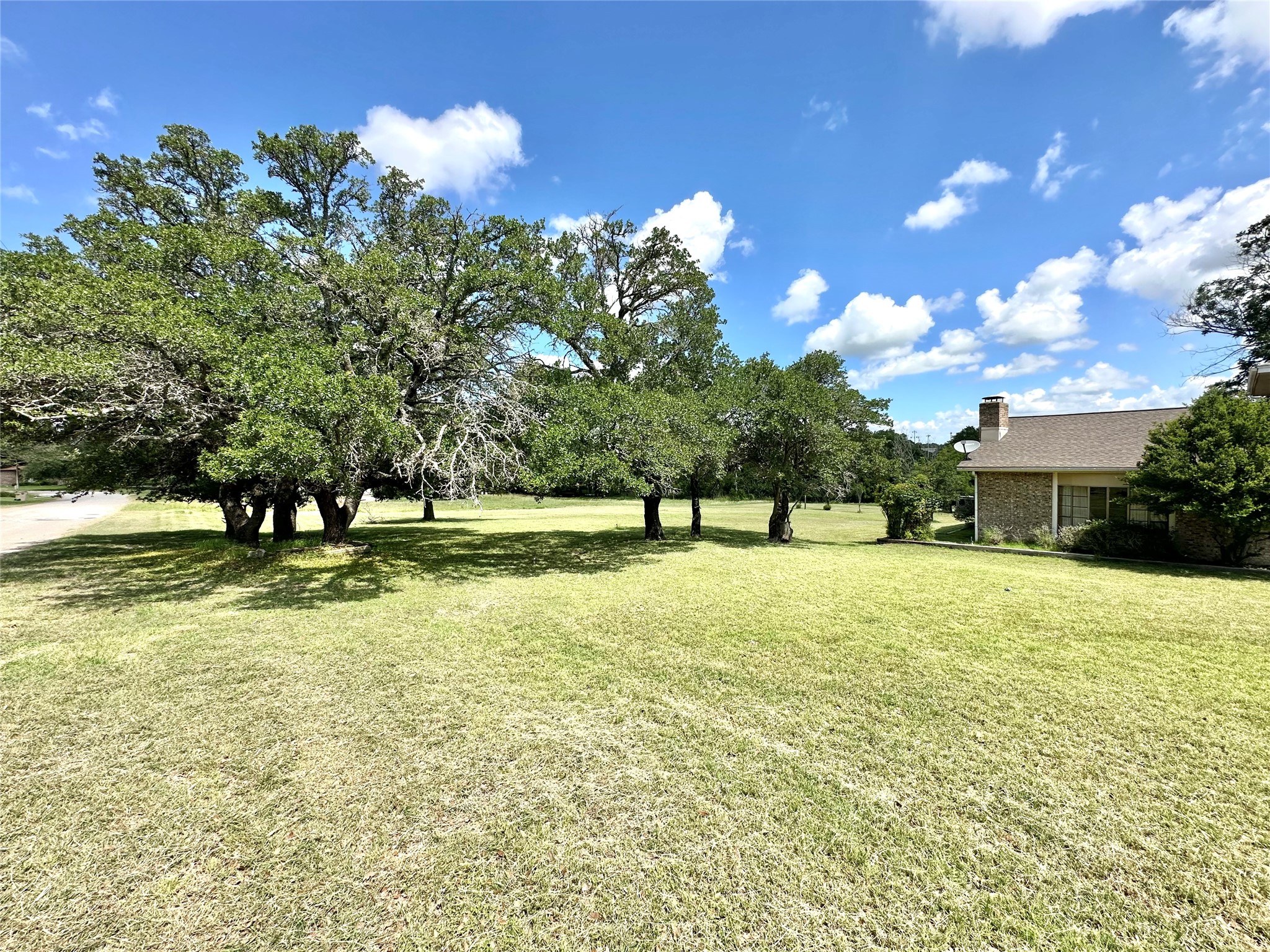 500 Apache Trail Comanche TX 76442