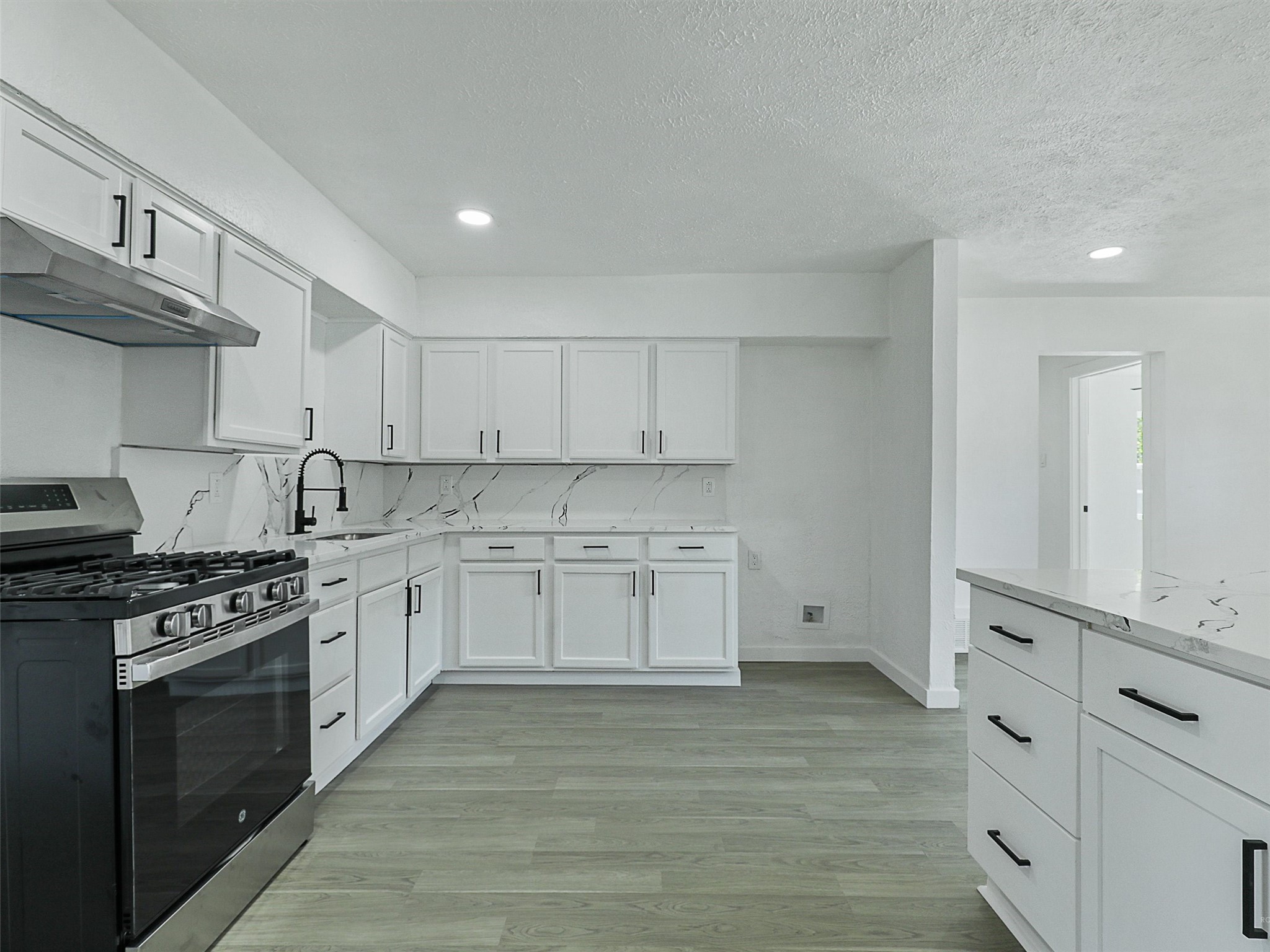 609 E Linda Drive Garland TX 75041