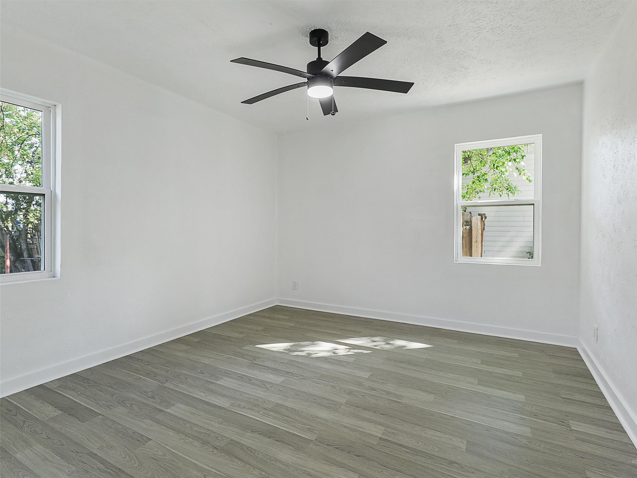609 E Linda Drive Garland TX 75041