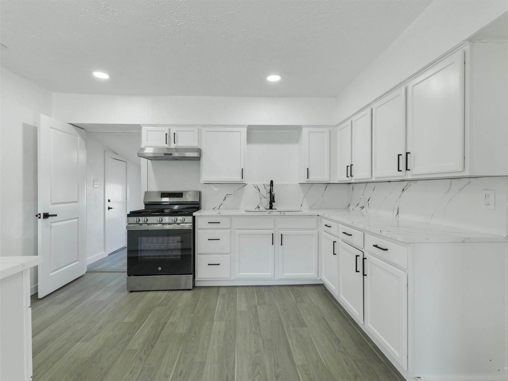 609 E Linda Drive Garland TX 75041