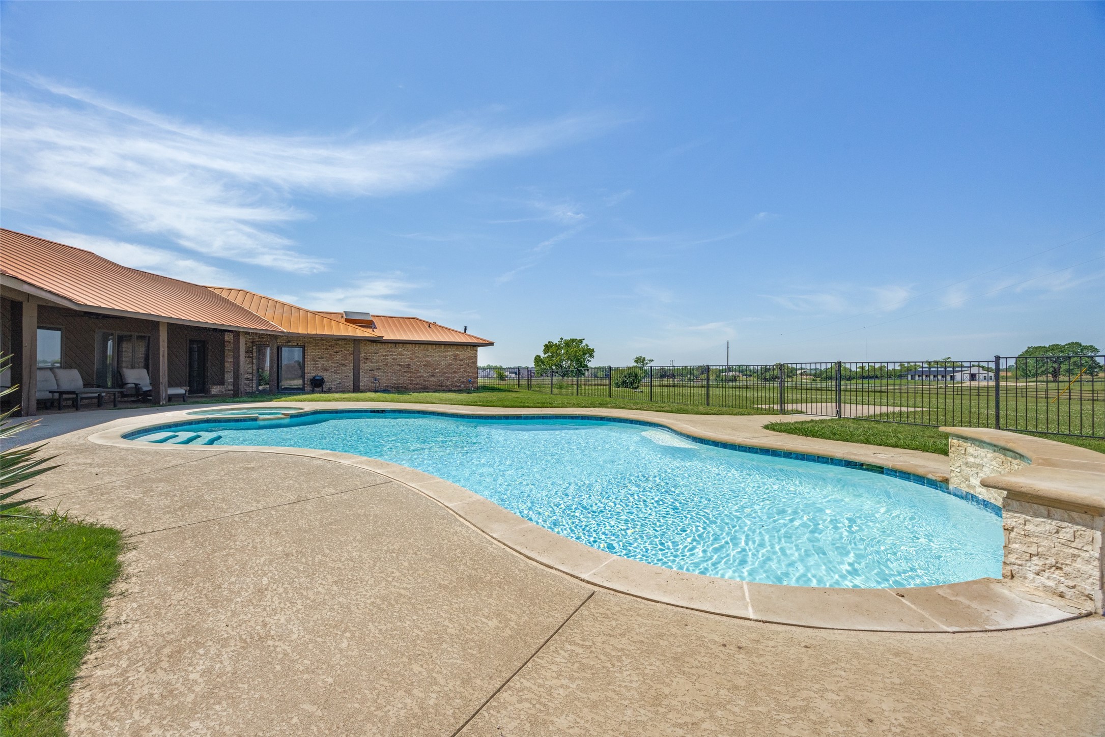 105 Sammi's Way Whitesboro TX 76273