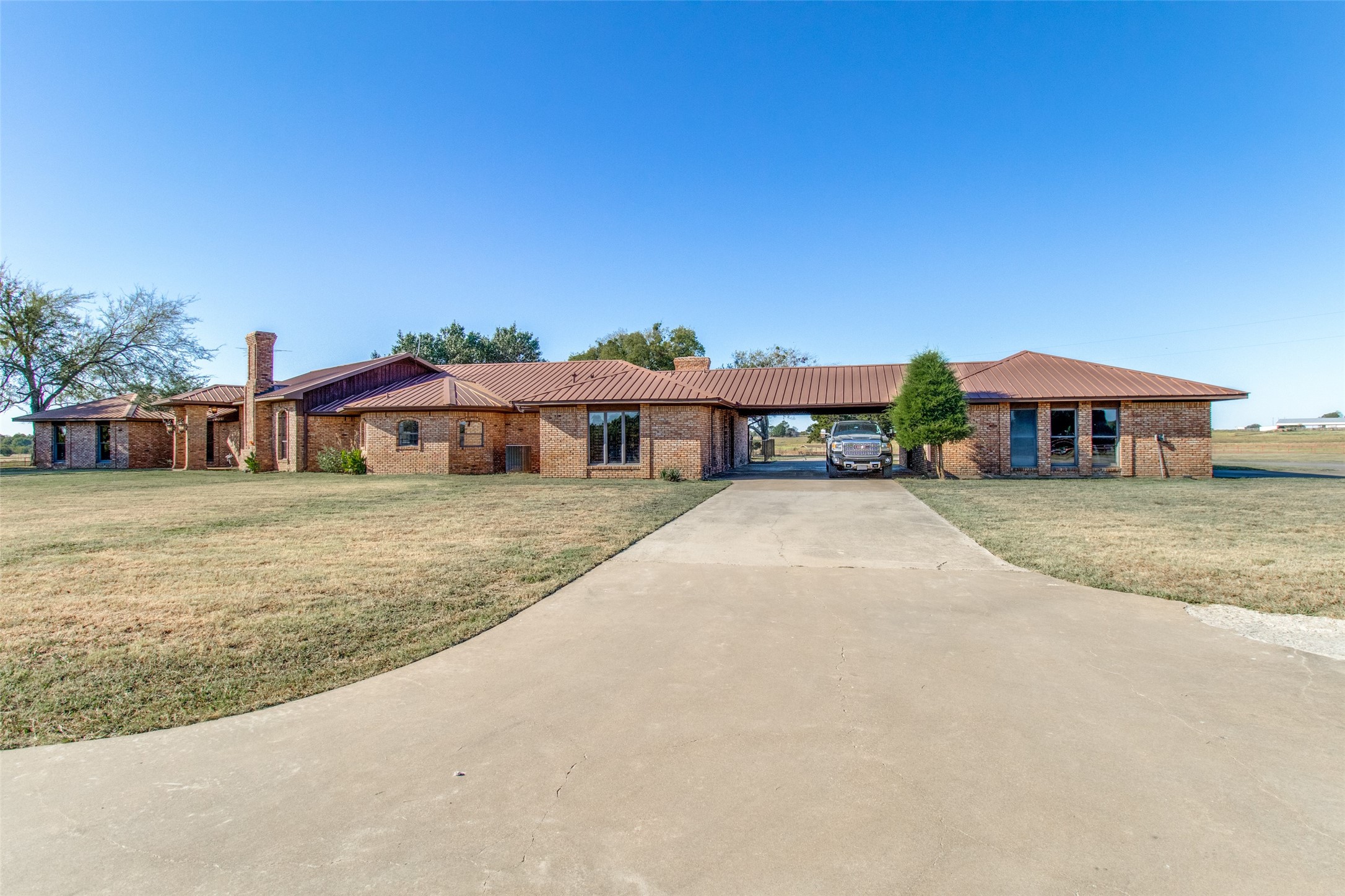 105 Sammi's Way Whitesboro TX 76273