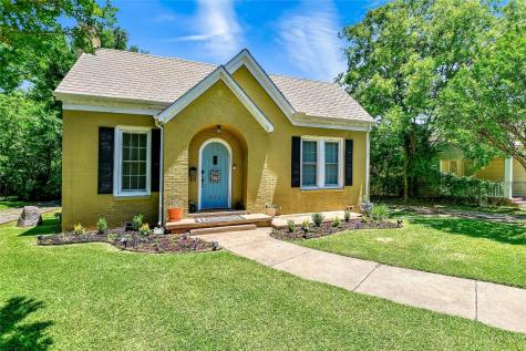 921 N Woods Street Sherman TX 75092