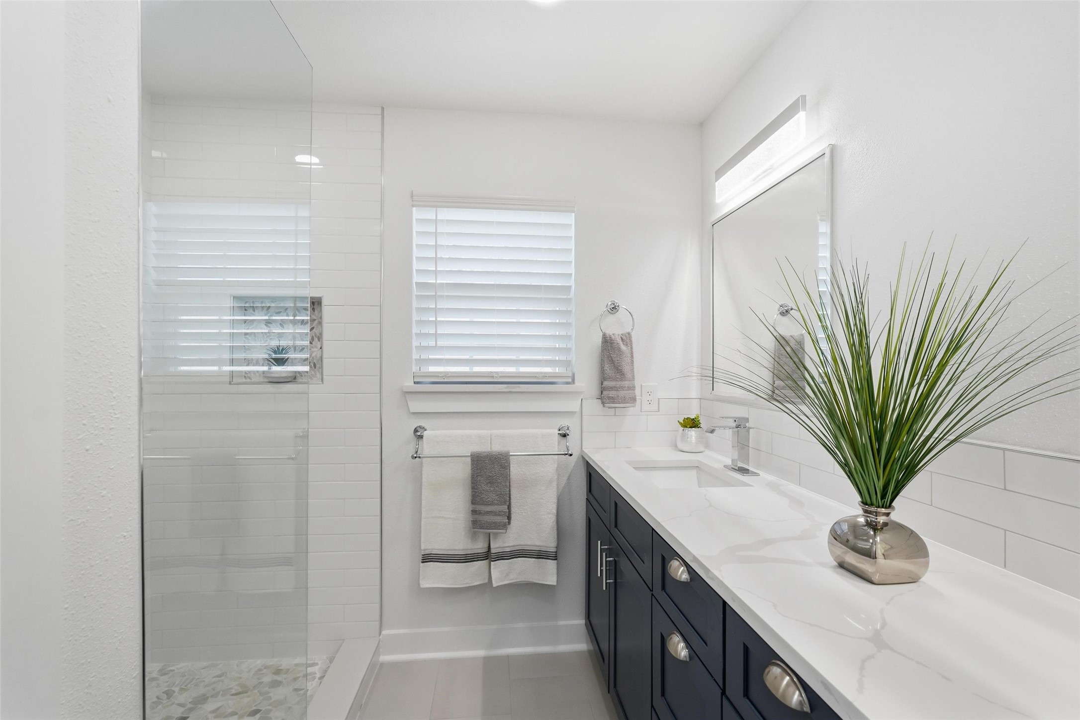 2518 W Amherst Avenue Dallas TX 75235