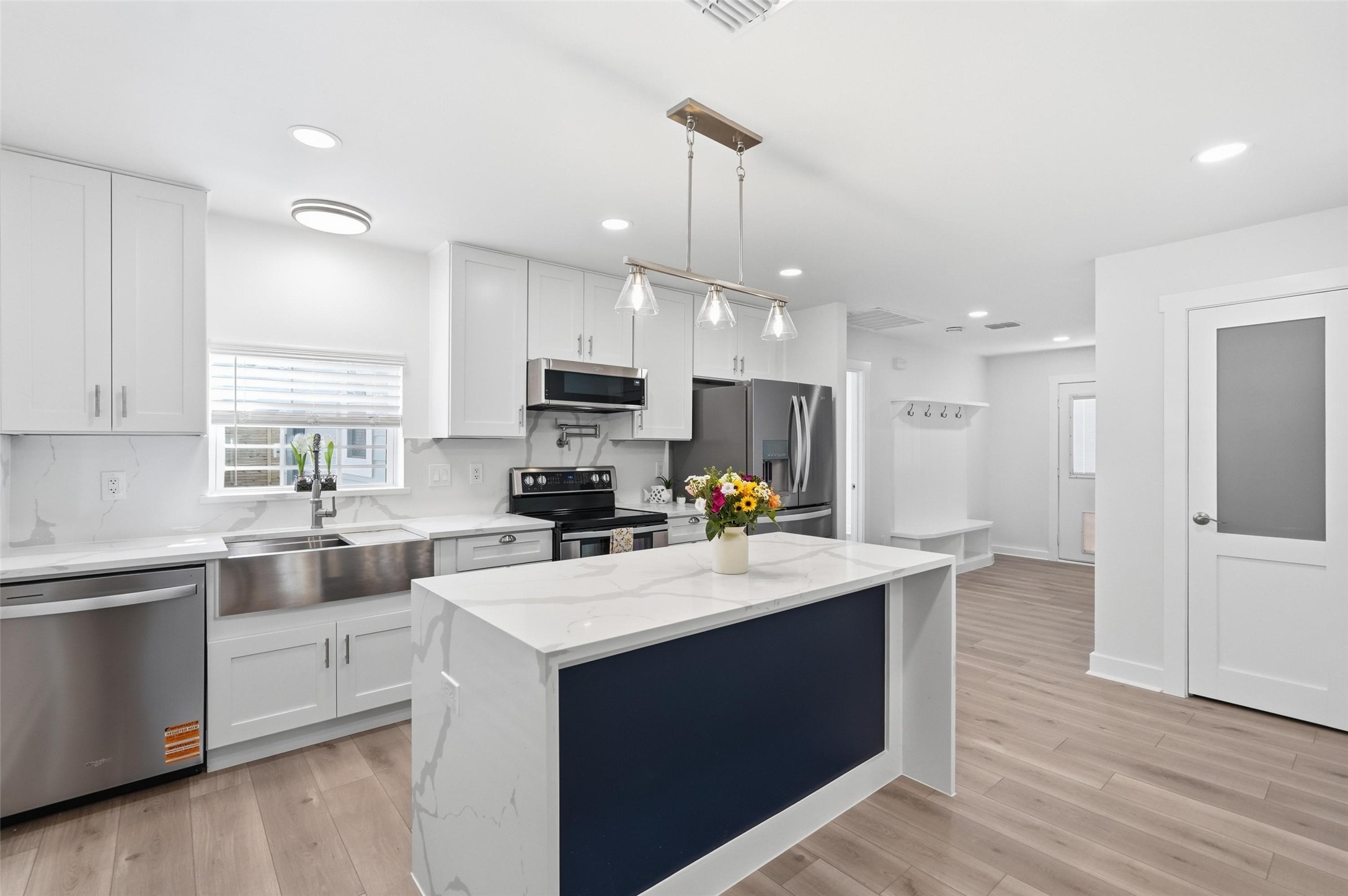 2518 W Amherst Avenue Dallas TX 75235