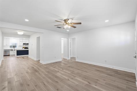 2518 W Amherst Avenue Dallas TX 75235