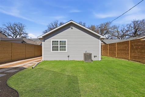 2518 W Amherst Avenue Dallas TX 75235