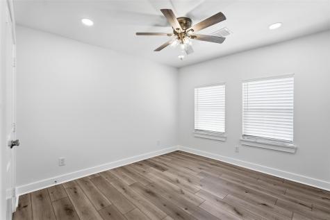 2518 W Amherst Avenue Dallas TX 75235
