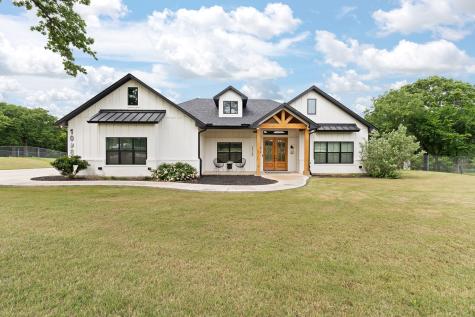1098 Twin Creeks Drive Weatherford TX 76088