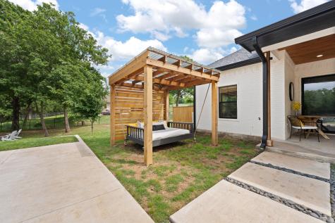 1098 Twin Creeks Drive Weatherford TX 76088
