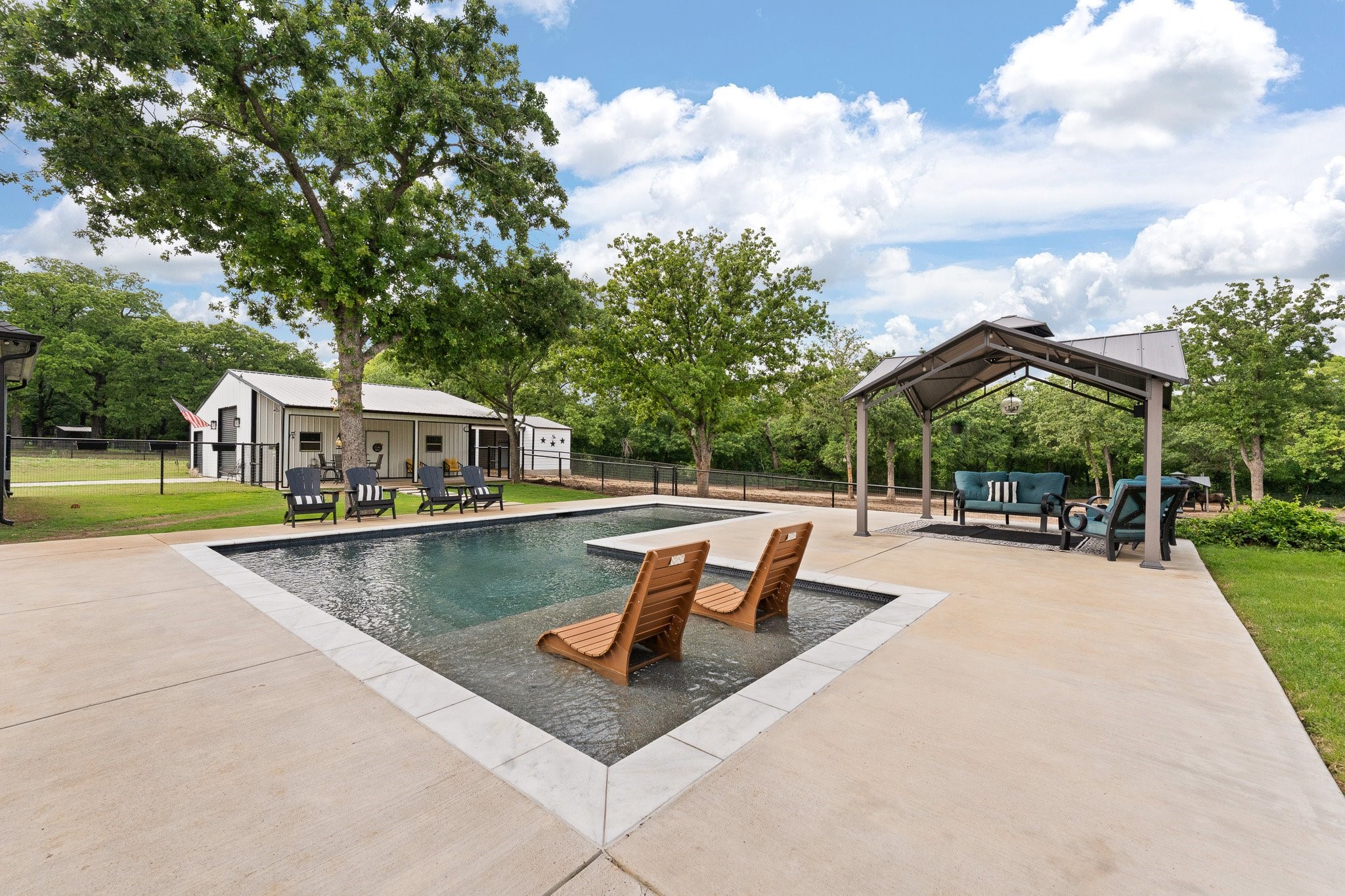 1098 Twin Creeks Drive Weatherford TX 76088