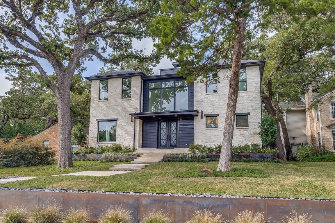 1519 Cedar Hill Avenue Dallas TX 75208