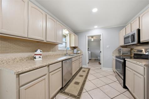 12637 State Highway 19 N Athens TX 75752