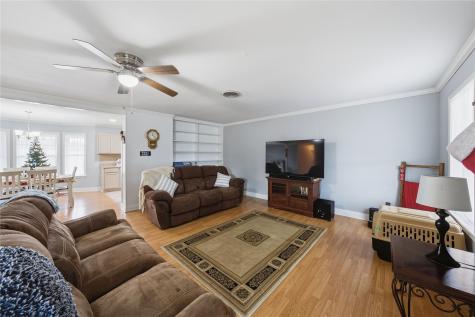 12637 State Highway 19 N Athens TX 75752