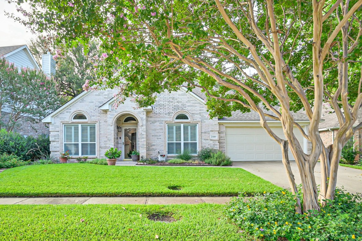2004 Brushfire Court Arlington TX 76001