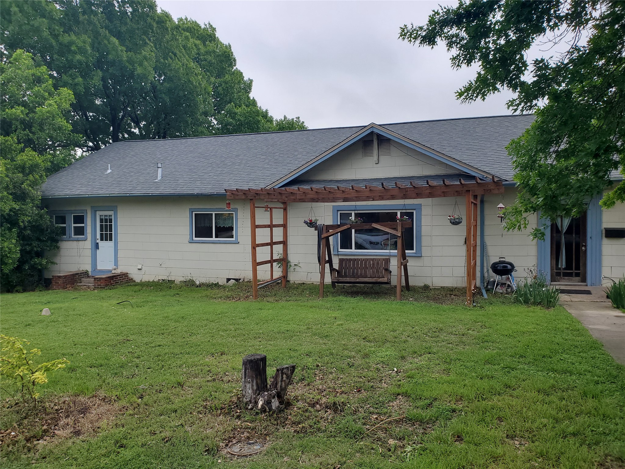 300 N Church Street Decatur TX 76234