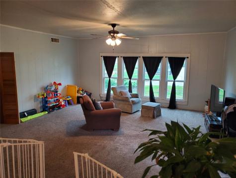 300 N Church Street Decatur TX 76234