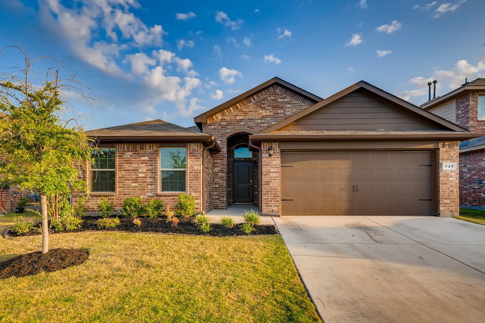737 Wylie Street Crowley TX 76036