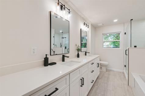 729 Town Creek Drive Dallas TX 75232