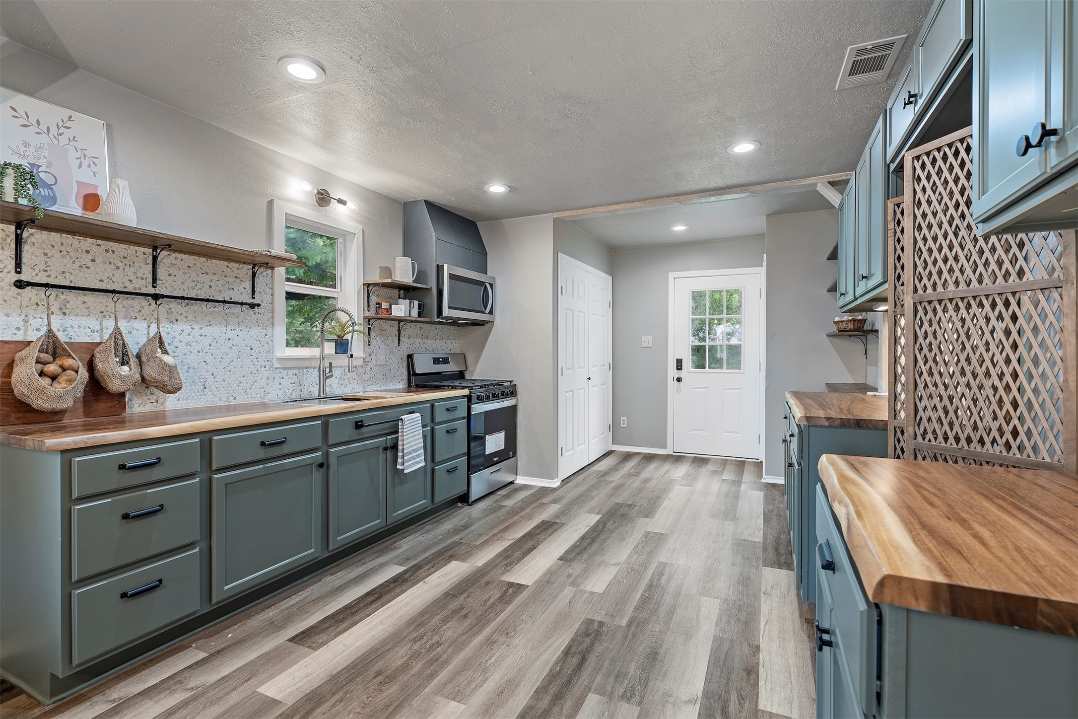 3113 N 27 Street Waco TX 76708