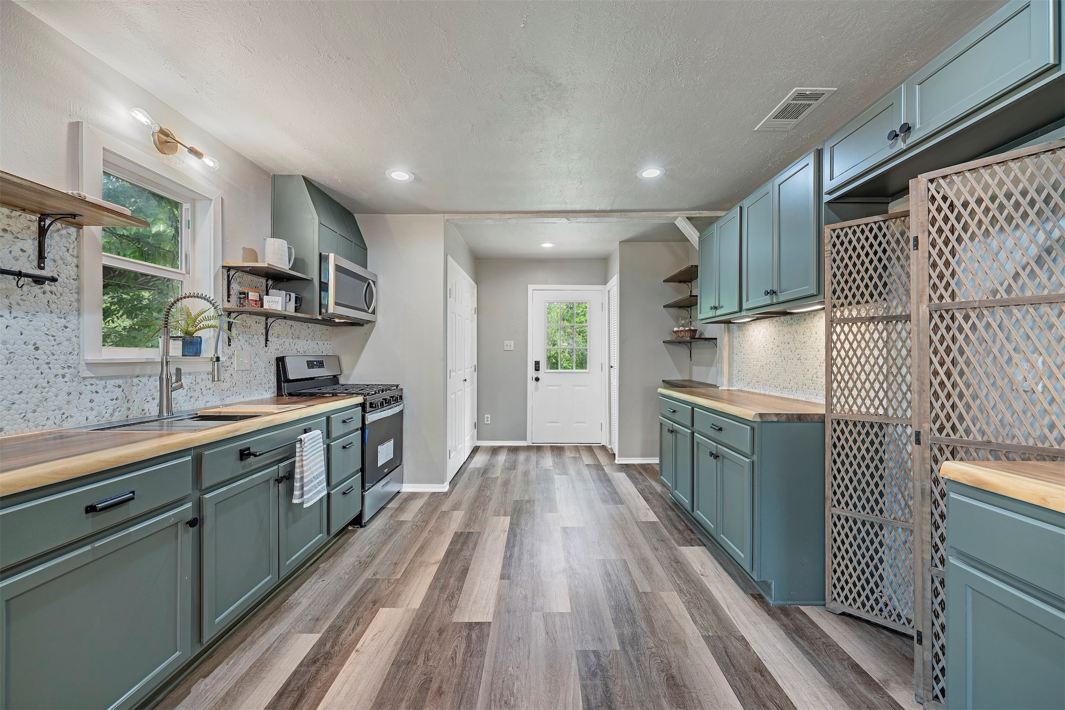 3113 N 27 Street Waco TX 76708