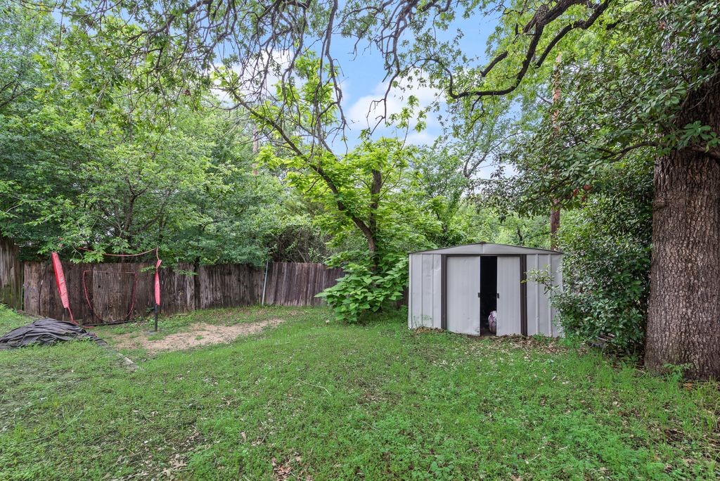 3815 Indian Wells Drive Arlington TX 76017