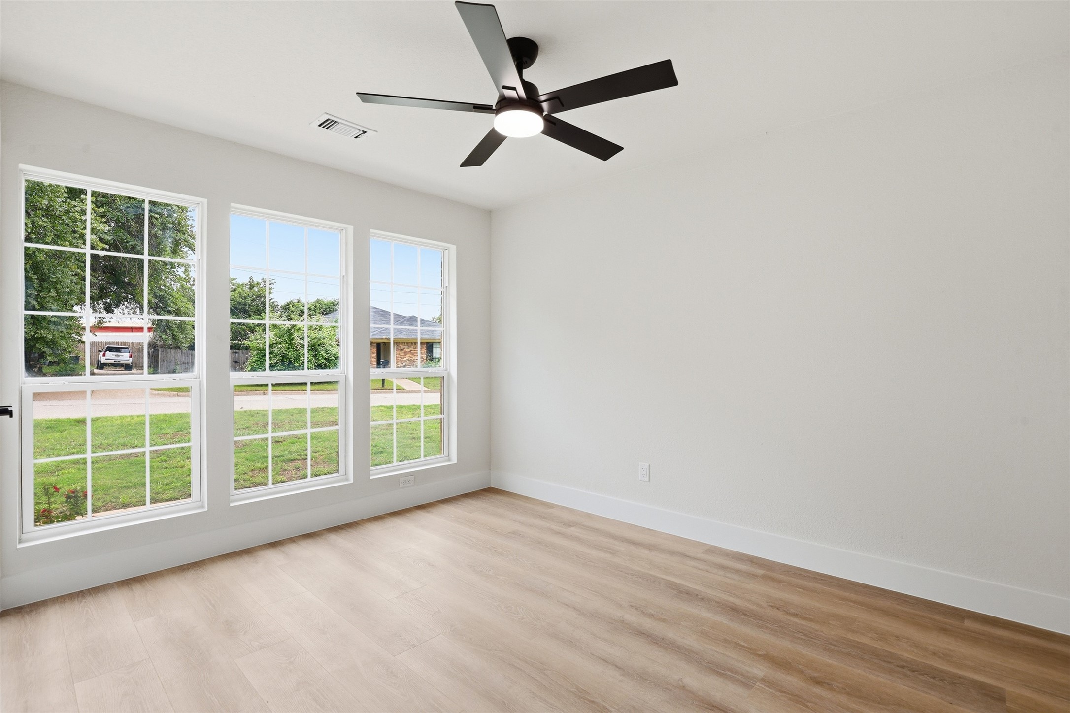 6415 High Country Trail Arlington TX 76016