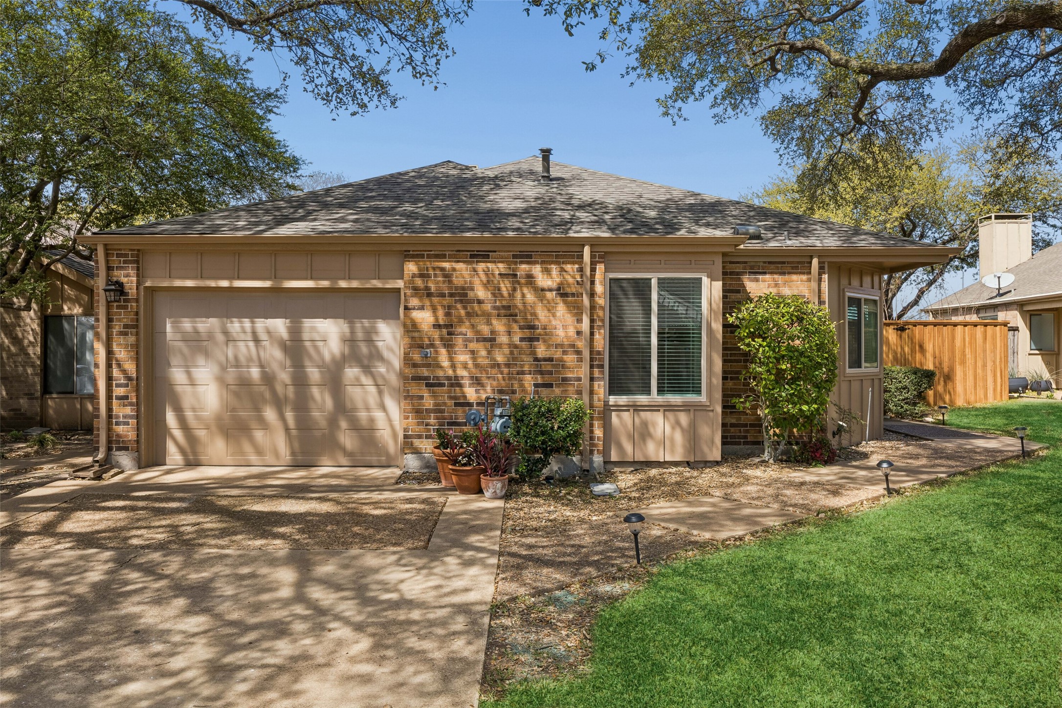 4111 Rosser Square Dallas TX 75244